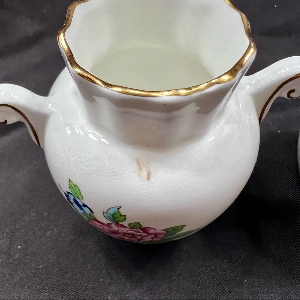 Set Of 2 Aynsley‎ Pembroke Vase c1985-2015 Reproduction of 18thC Design 3.25”